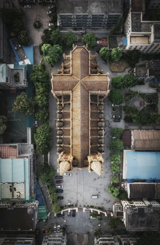 4月27日，农历 三月二十七 星期三，每天一分钟看世界！历史上的今天和生活冷知识