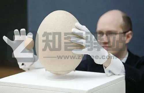 4月11日，农历 三月十一 星期一，每天60秒读懂世界！