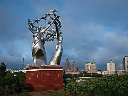 每天一分钟看世界！5月26日，农历 四月二十六星期四，历史上的今天和生活冷知识